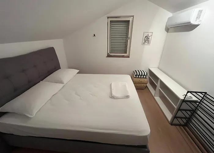 Villa Trogir Pantana Beach Трогір