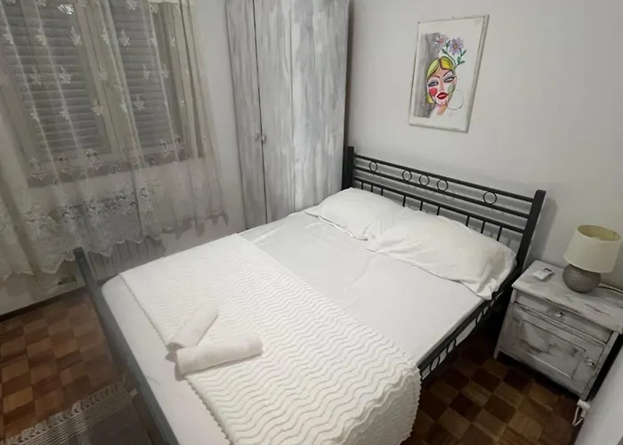 Villa Trogir Pantana Beach Вілла *