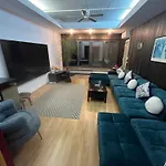 Vila Beachfront Retreat Trogir