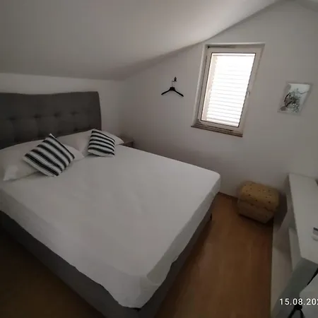 Beachfront Pantana Trogir