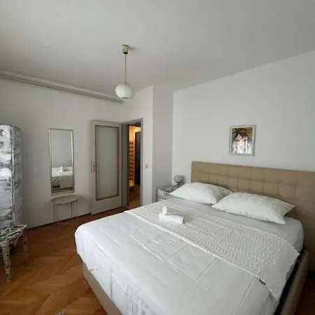 Villa Beachfront Pantana Trogir