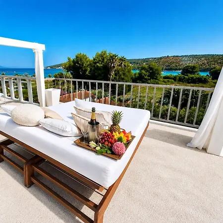 Beachfront Pantana